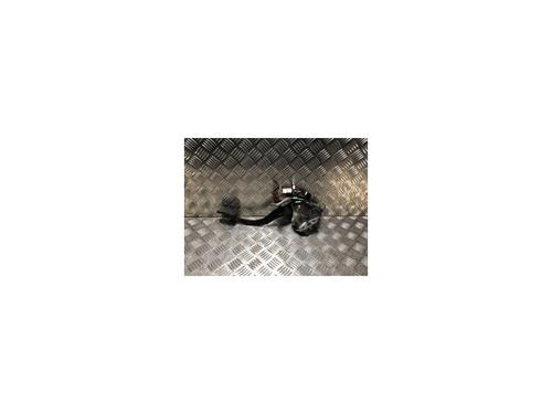 Used Clutch pedal NISSAN JUKE (F15) 1.5 dCi (110 hp) 27610470