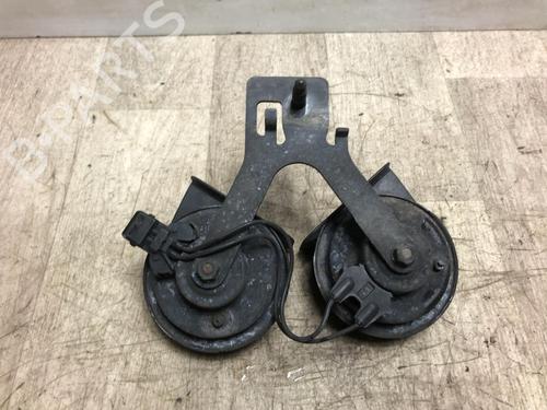 Used Horn RENAULT MEGANE III Hatchback (BZ0/1_, B3_) 1.9 dCi (BZ0N, BZ0J) (131 hp) 20621828