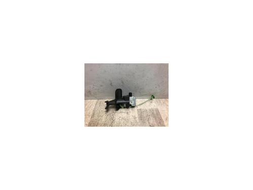 Used Switch VOLVO V40 Hatchback (525) T2 GTDi (120 hp) 20625117