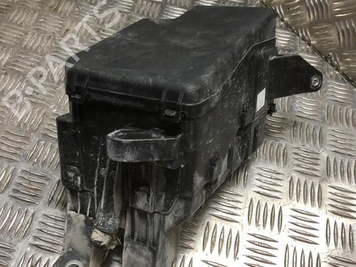 Used Fuse box TOYOTA RAV 4 III (_A3_) 2.2 D 4WD (ALA30_, ALA30R) (150 hp) 31201717