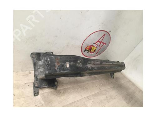 Front bumper reinforcement VW TOURAN (1T1, 1T2) 2.0 TDI | BP13227258C109