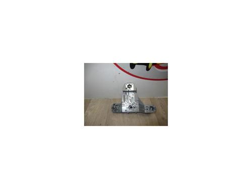 Używane Lampa oświetlenia tablicy rejestracyjnej TOYOTA COROLLA (_E12_) 1.6 VVT-i (ZZE121_, ZZE121R) (110 hp) 13291027