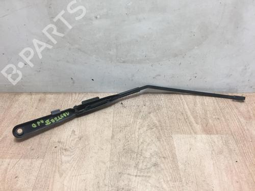 Used Front windshield wiper arm RENAULT MASTER II Van (FD) 2.5 dCi 100 (FD0U, FD0V, FD3U, FD3V, FD8U, FD8V) (99 hp) 23024620