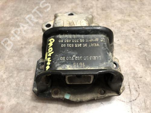 Used Engine mount PEUGEOT PARTNER Box Body/MPV 1.6 HDi (90 hp) 20634098