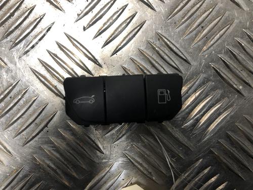 Used Switch PEUGEOT 508 SW I (8E_) 2.0 BlueHDi 180 (180 hp) 31199545