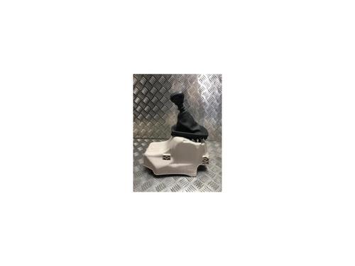 Used Gear lever PEUGEOT 208 II (UB_, UP_, UW_, UJ_) 1.2 PureTech 100 (101 hp) 24617486