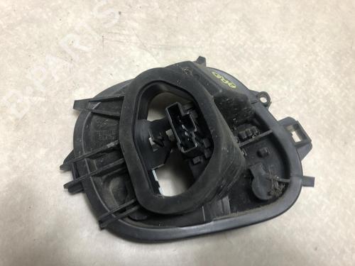 Used Licence plate light PEUGEOT 208 I (CA_, CC_) 1.6 HDi / BlueHDi 75 (75 hp) 20613523