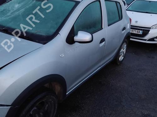 Brukte deler til DACIA SANDERO II TCe 90 (B8M1, B8MA, B8AC) (90 hp) 4422894