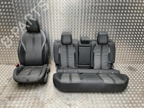 Sæde sæt Sæde sæt PEUGEOT 308 SW III (FC_, FJ_, FR_, F4_, FN_) BlueHDi 130 (FCYHZL, FCYHZT) (131 hp) 33721674 33721674