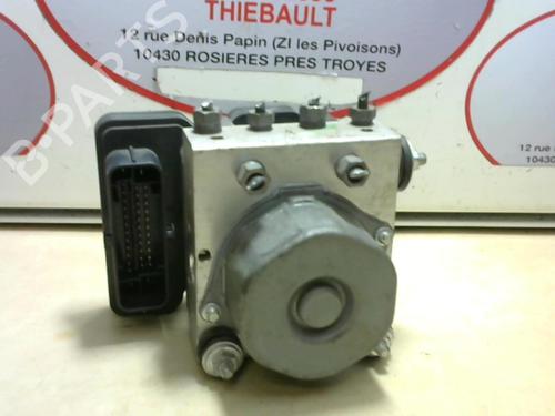 Used ABS pump RENAULT CLIO IV (BH_) 1.5 dCi 75 (75 hp) 13292394