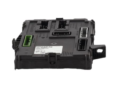 Used Fuse box Fuse box 37222243 37222243