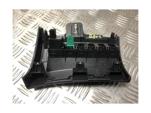 Switch PEUGEOT 208 II (UB_, UP_, UW_, UJ_) 1.5 BlueHDI 100 | BP24931818I30