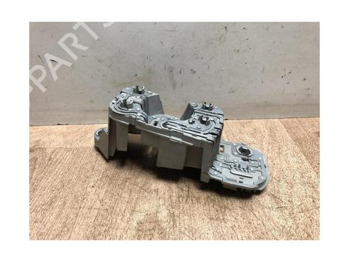 Licence plate light TOYOTA COROLLA Verso (ZER_, ZZE12_, R1_) 2.0 D-4D (CUR10_, CUR10R) | BP13291361I40