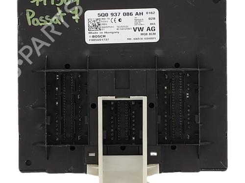 Used Fuse box Fuse box VW PASSAT B8 (3G2, CB2) 1.4 TSI (150 hp) 40538034 40538034