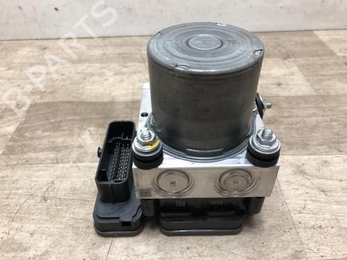 Used ABS pump RENAULT CLIO V (B7_) 1.0 TCe 100 (B7MT) (101 hp) 23870901