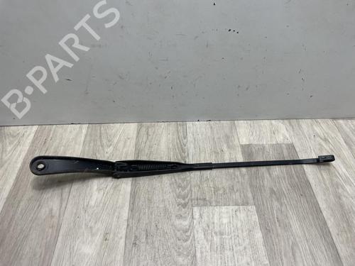 Used Front windshield wiper arm DACIA DUSTER (HS_) 1.5 dCi (86 hp) 13374972