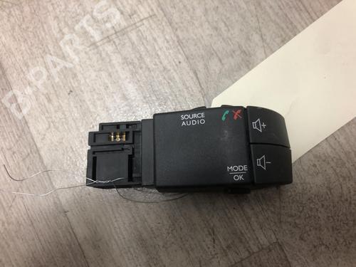 switch-fiat-500-312_-2007-23143391 main image