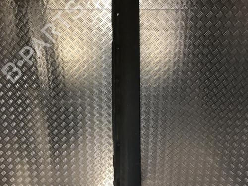 Used Left sideskirt VOLVO XC90 I (275) D5 AWD (163 hp) 31202586