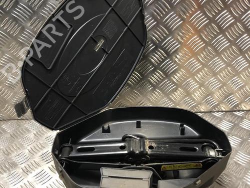 Used Jack Kit PEUGEOT 206+ (2L_, 2M_) 1.4 HDi eco 70 (68 hp) 31202976