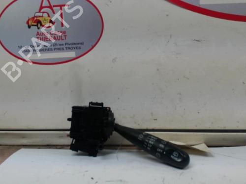 Used Switch TOYOTA YARIS (_P1_) 1.4 D-4D (NLP10_, NLP10R) (75 hp) 13263646