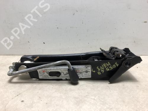 Used Jack Kit MINI MINI (R50, R53) One (90 hp) 30785246