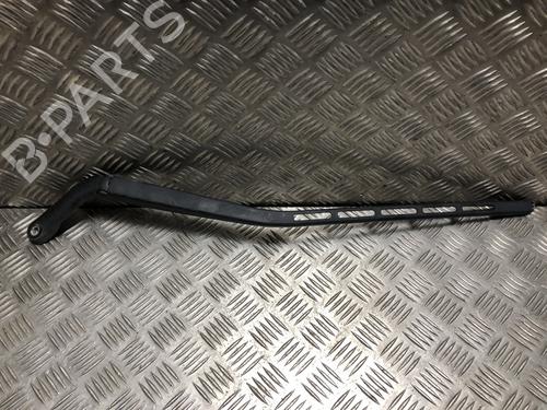 Used Front windshield wiper arm Front windshield wiper arm 37169741 37169741