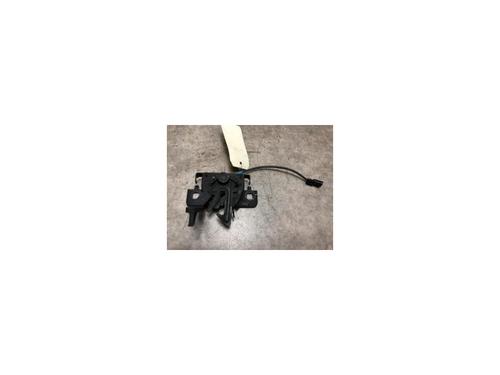 Used Hood lock DACIA SANDERO II TCe 90 (B8M1, B8MA, B8AC) (90 hp) 20634651