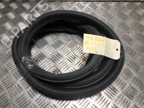 Gummiliste OPEL ASTRA J (P10) 1.7 CDTI (68) (110 hp) 31198218