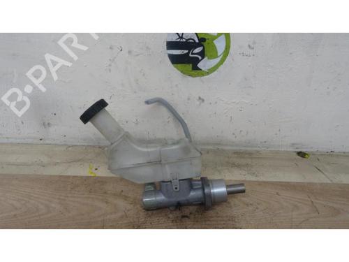Used Brake master cylinder RENAULT CLIO III (BR0/1, CR0/1) 1.5 dCi (75 hp) 13276779