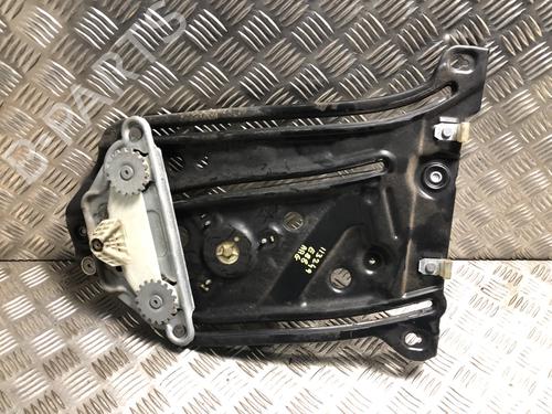 Used Rear left window mechanism Rear left window mechanism BMW 1 Convertible (E88) 123 d (204 hp) 39720040 39720040