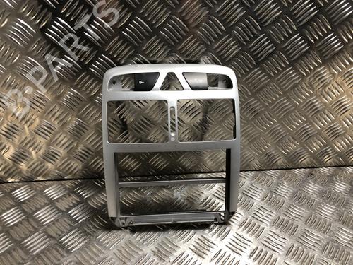 Mittelkonsole PEUGEOT 307 CC (3B) 2.0 HDi 135 (136 hp) 31198989