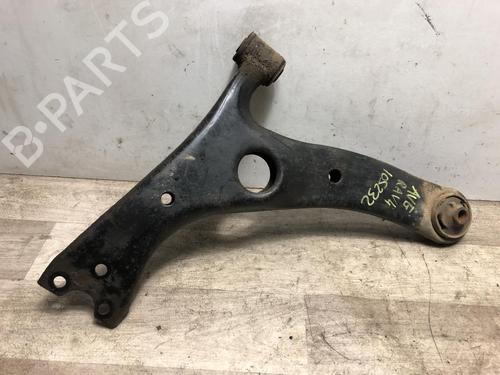 Used Left front suspension arm TOYOTA RAV 4 II (_A2_) 2.0 D 4WD (CLA20_, CLA21_, CLA20R, CLA21R) (116 hp) 23873427