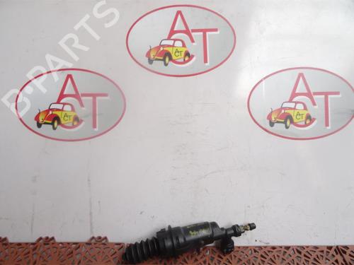 Used Clutch slave cylinder PEUGEOT 406 (8B) 2.0 HDI 110 (109 hp) 13127495