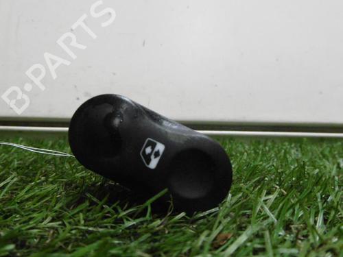 Right front window switch DACIA SANDERO 1.2 16V | BP13225375I26