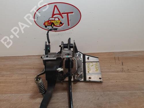 Used Pedal CITROËN C3 Picasso (SH_) 1.6 HDI 90 (92 hp) 30781982