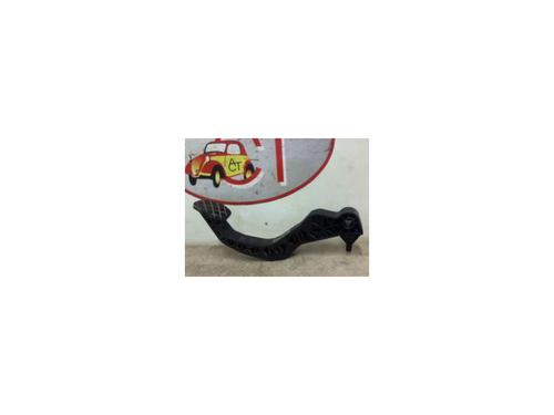 Used Clutch pedal VW POLO IV (9N_, 9A_) 1.4 TDI (70 hp) 27290944