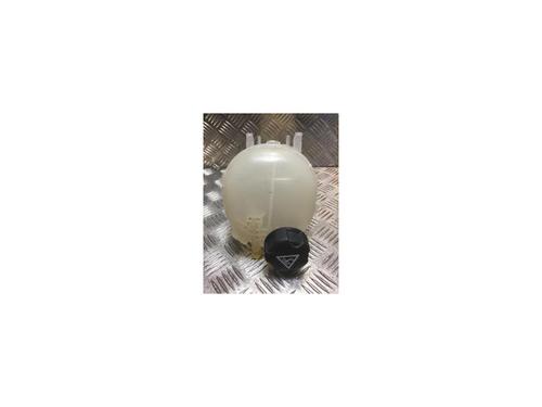 Used Expansion tank PEUGEOT 208 II (UB_, UP_, UW_, UJ_) 1.2 PureTech 100 (101 hp) 25880888