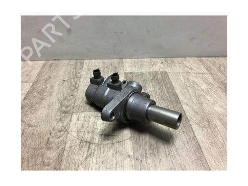 Brake master cylinder PEUGEOT 3008 I MPV (0U_) 1.6 HDi | BP23872643M77 