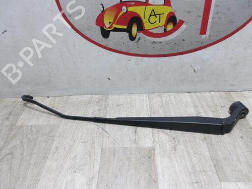 Used Front windshield wiper arm SUZUKI ALTO VII (GF, HA25_, HA35_) 1.0 (AMF310, GFC31S) (68 hp) 13279516