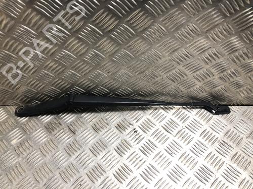 Used Front windshield wiper arm Front windshield wiper arm VW POLO VI (AW1, BZ1, AE1) 1.0 TSI (95 hp) 40626447 40626447