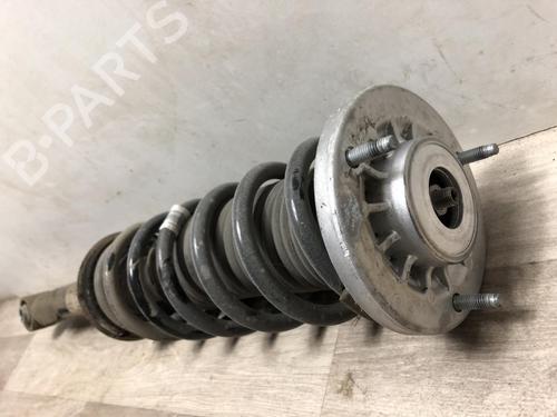 Used Right rear shock absorber Right rear shock absorber BMW 5 (G30, F90) 530 e Plug-in Hybrid (252 hp) 13387170 13387170