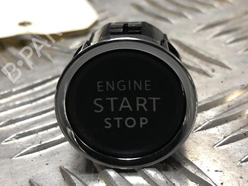 Used Switch PEUGEOT 3008 II SUV (MC_, MR_, MJ_, M4_) 1.5 BlueHDi 130 (131 hp) 25307176