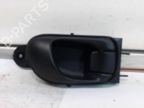 Used Front right interior door handle DAEWOO REZZO (U100) 1.8 (91 hp) 12961810