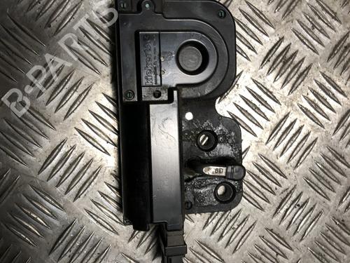 Used Tailgate lock VW TOUAREG (7LA, 7L6, 7L7) 2.5 R5 TDI (174 hp) 31202217