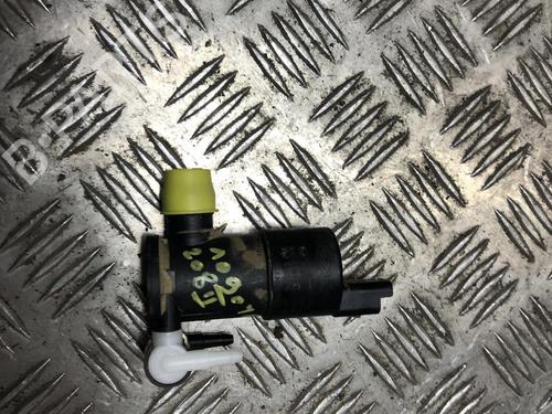 Used Washer pump PEUGEOT 208 II (UB_, UP_, UW_, UJ_) 1.5 BlueHDI 100 (102 hp) 31203263
