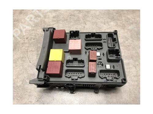 Fuse box RENAULT ESPACE IV (JK0/1_) 1.9 dCi (JK0U, JK0G) | BP21055883E1 