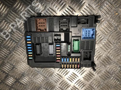 Used Fuse box PEUGEOT 2008 I (CU_) 1.6 BlueHDi 100 (100 hp) 31198507