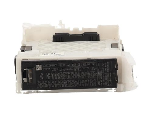 Used Fuse box Fuse box 38015665 38015665