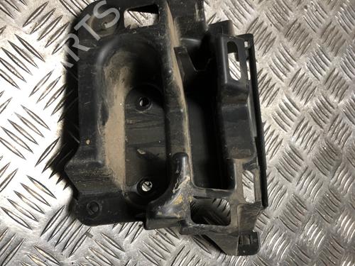 rear-bumper-bracket-peugeot-208-ii-ub_-up_-uw_-uj_-2019-31245839 main image