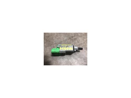Spak kontakt RENAULT SCÉNIC IV (J9_) 1.2 TCe 115 (115 hp) 23035388